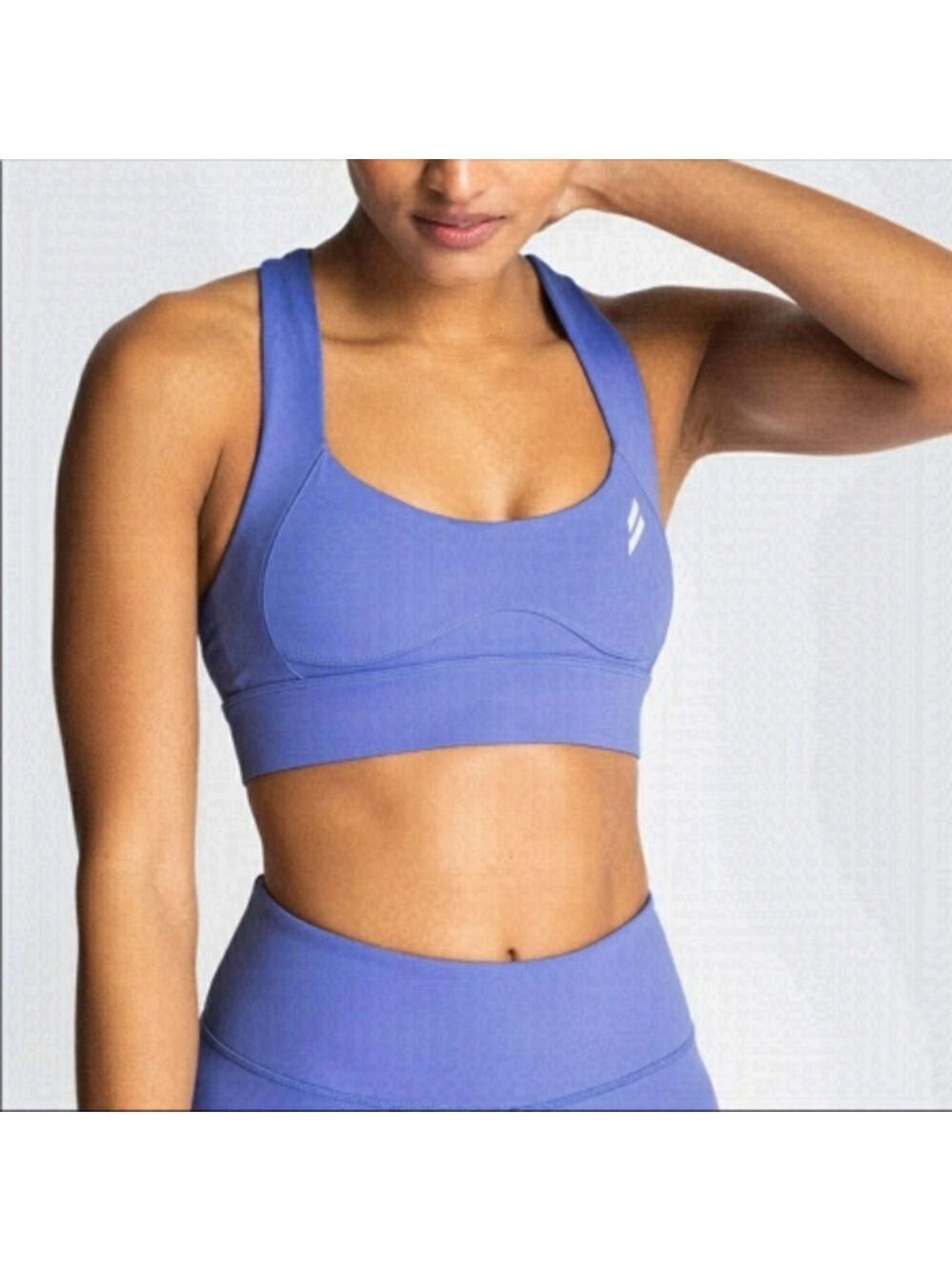 DOYOUEVEN Excel Crop Top Sports Bra in Sky Blue XS